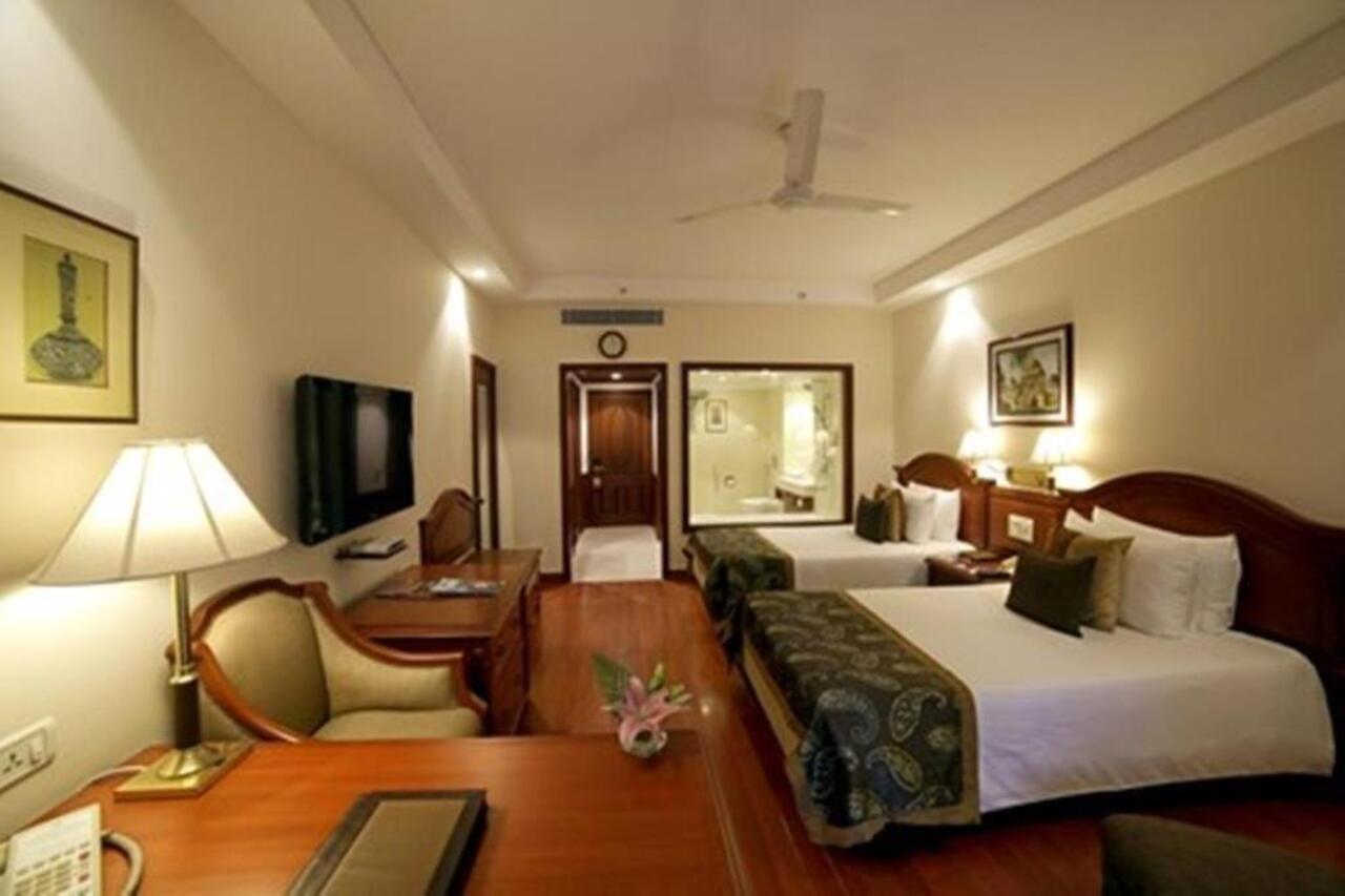 Jaypee Palace Hotel Agra  Bagian luar foto