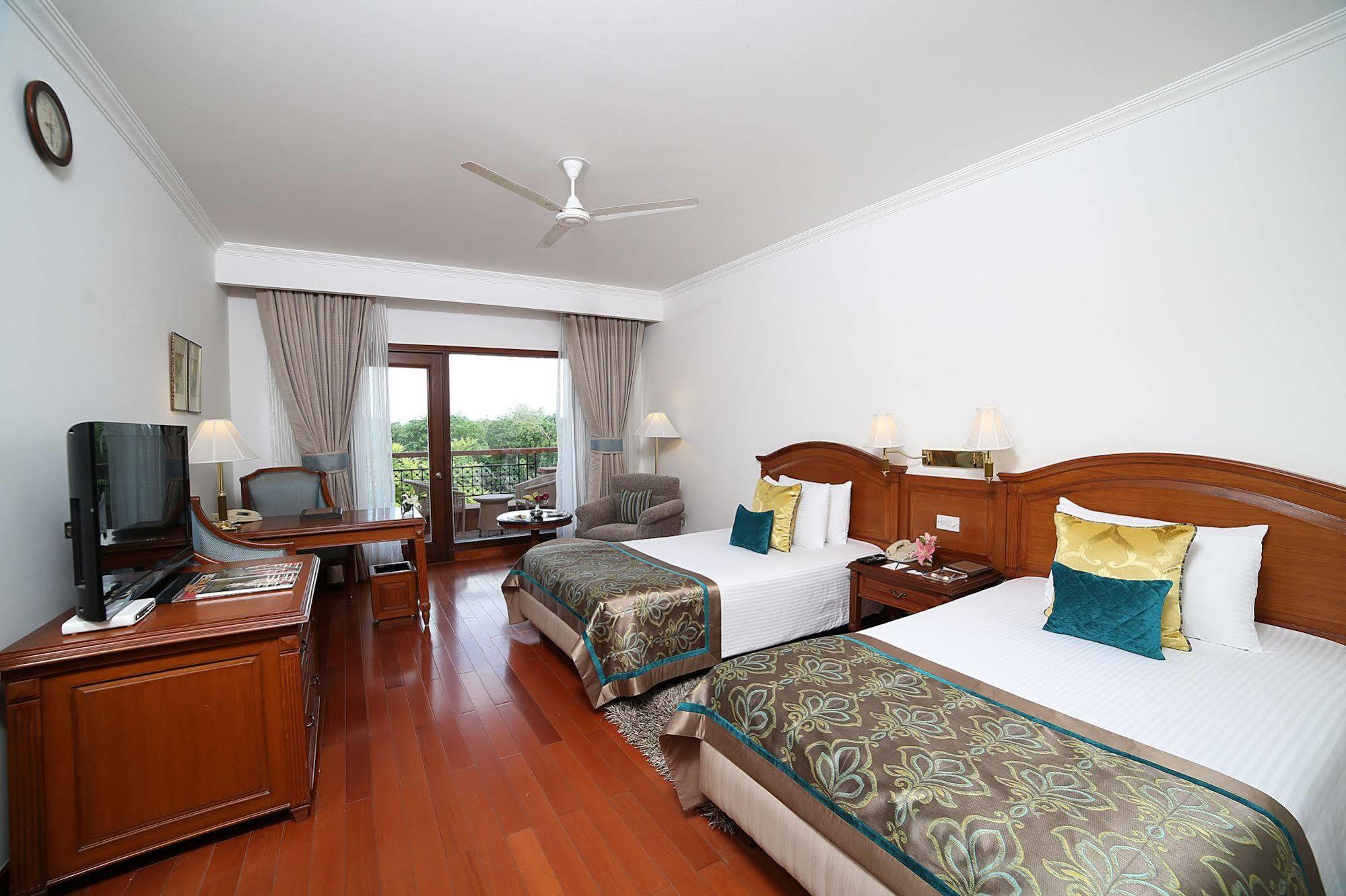 Jaypee Palace Hotel Agra  Bagian luar foto